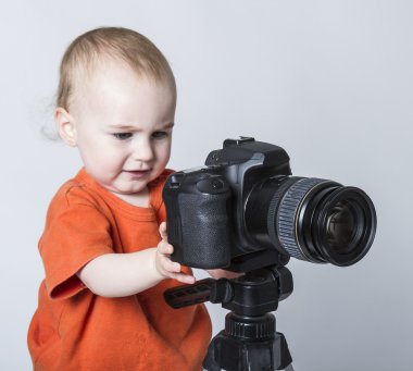 genç çocuk dijital kamera
