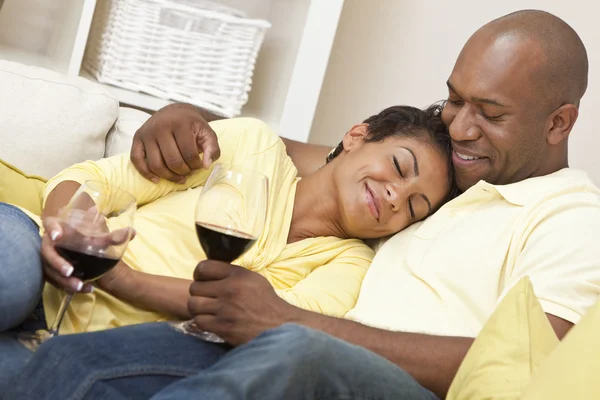 Happy African American Man & Woman Couple Drinking Wine — Stock Photo, Image