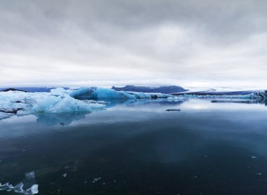 Picture of ice blocks in Pond Glacier clipart