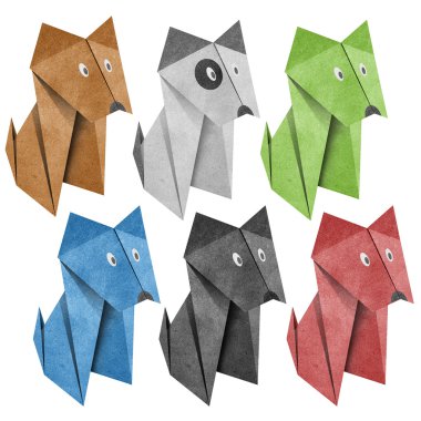 Origami köpek papercraft geri dönüştürülmüş.