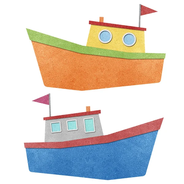 由再生纸制成的小船 — 图库照片
