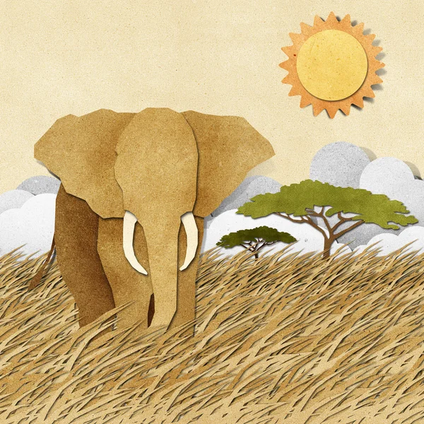 Słoń w safari pole recyklingu papieru tło — Zdjęcie stockowe