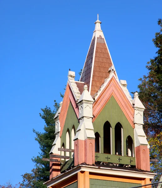 教会の尖塔Εκκλησία καμπαναριό — Φωτογραφία Αρχείου