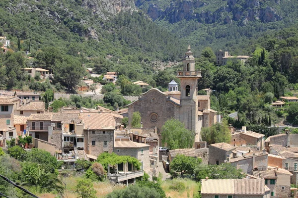 Village méditerranéen de Valldemossa — Photo