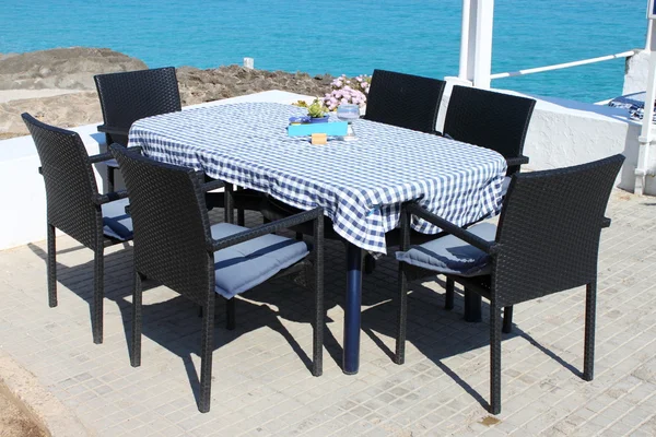 Śródziemnomorska restauracja stół — Zdjęcie stockowe