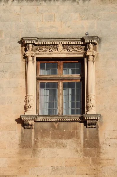 文艺复兴时期的窗口 — 图库照片