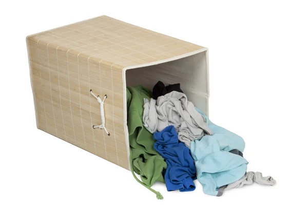 Schachtel mit schmutziger Wäsche — Stockfoto