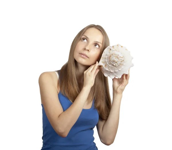 Jonge vrouw met conch, geïsoleerd op wit — Stockfoto
