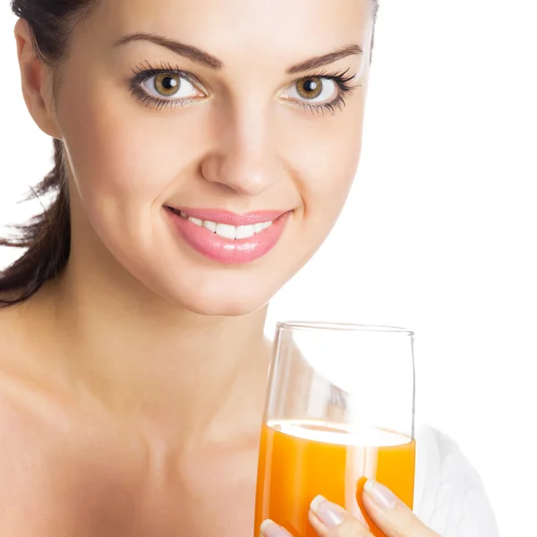 Дівчина зі склянкою апельсинового соку, на білому — стокове фото