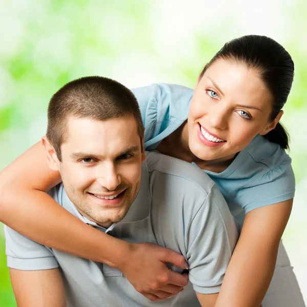 Portrait of happy couple, outdoors Stock Picture