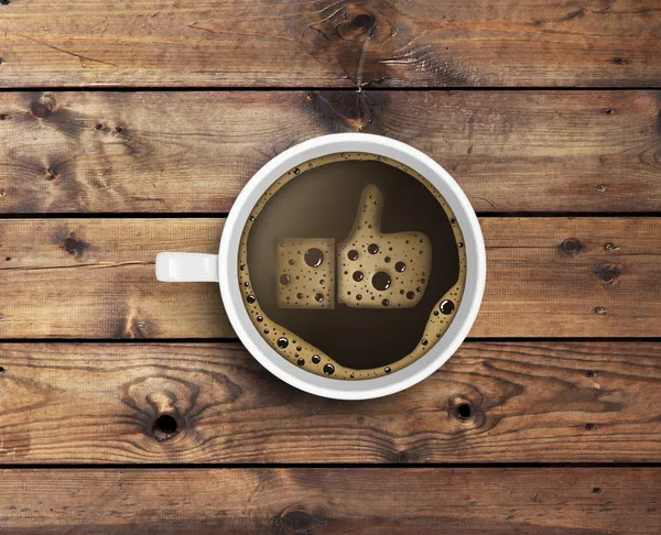 Kaffee mit Schaum in ähnlicher Form — Stockfoto