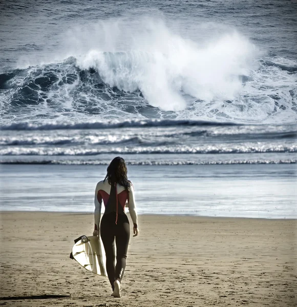 Surfing — Zdjęcie stockowe