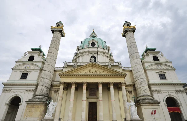 Karlskirche em Viena — Fotografia de Stock