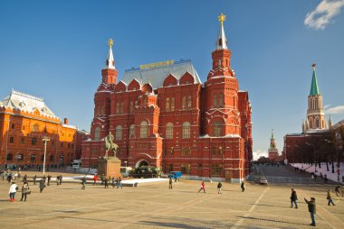 Kremlin ve Kızıl Meydan