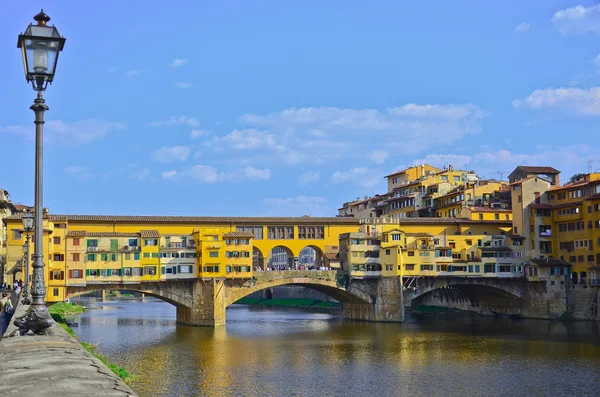 Bridge Ponte Vecchio in Florence, Italy — Stok fotoğraf