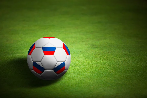 Bandera de Rusia con pelota de fútbol sobre hierba de fondo - Euro 201 —  Fotos de Stock