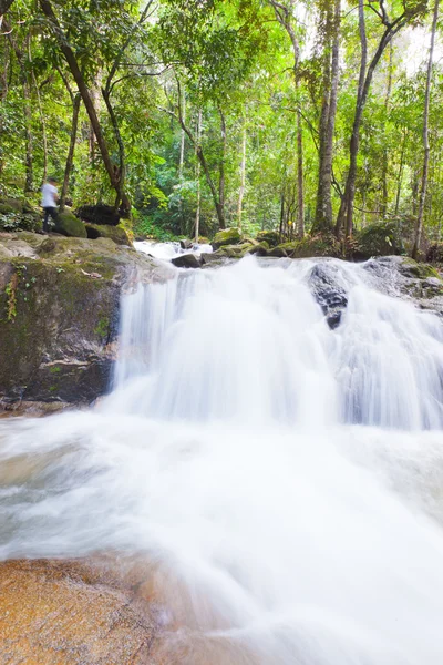 Deep forest Waterfall in Chantaburi, eastern of Thailand — Stock Photo, Image