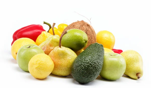Frutas isoladas sobre fundo branco . — Fotografia de Stock
