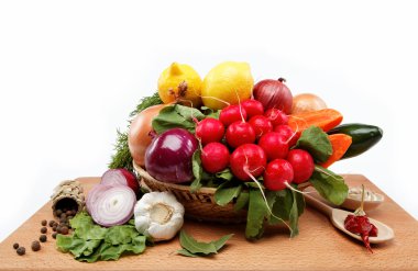 sağlıklı gıda. taze sebze ve meyveler ahşap oyun tahtası.