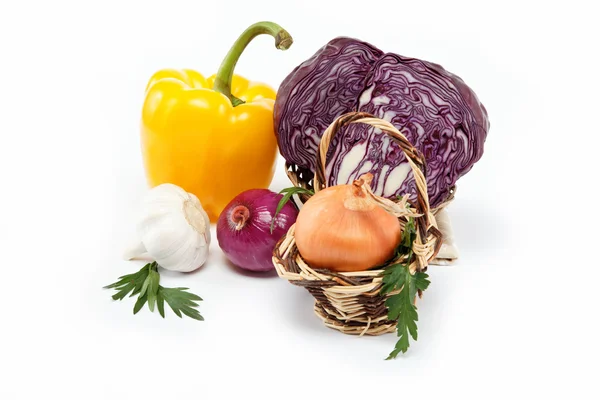 健康食品。在白色背景上的新鲜蔬菜. — 图库照片