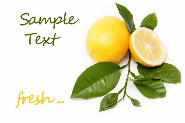 Čerstvé ovoce. citron, izolovaných na bílém pozadí. — Stock fotografie
