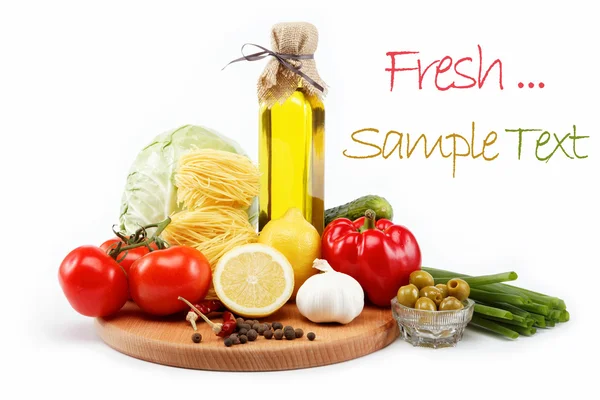 Set fresh vegetables with olive oil isolated on white background — Stock Photo, Image