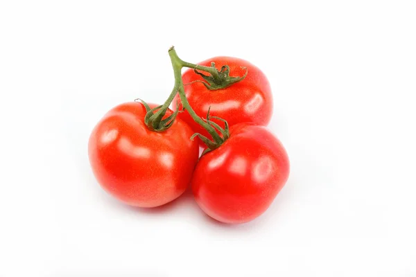 Čerstvá rajčata, izolovaných na bílém pozadí. — Stock fotografie