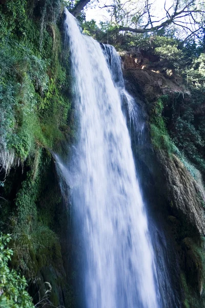 滝、モナステリオ デ ピエドラ、サラゴサ、スペイン — ストック写真