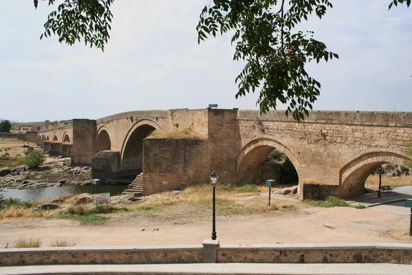桥，主教 tenorio，puente del arzobispo 托莱多 — 图库照片