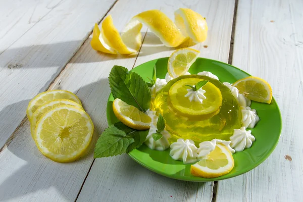 stock image Close-up of jelly with lemon and fresh mint