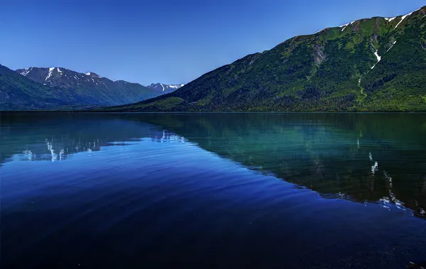 Kenai 湖蓝色 — 图库照片