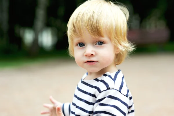 Detailní portrét roztomilý chlapeček — Stock fotografie