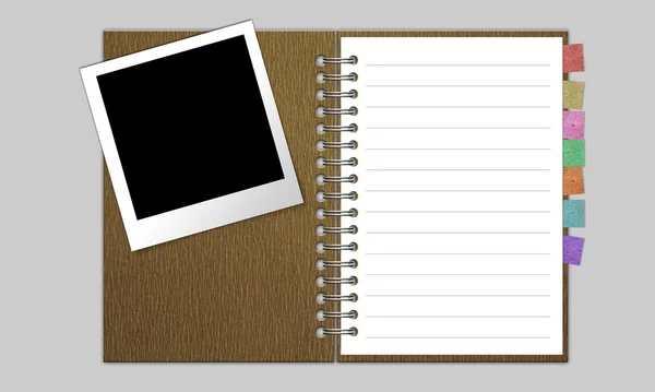 用笔记本和提醒注意空白纸 — 图库照片