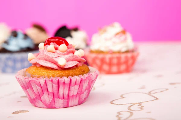 Urodziny cupcakes — Zdjęcie stockowe