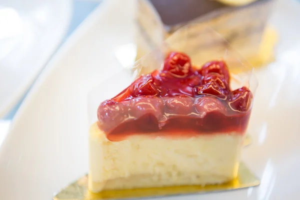 Cheesecake with Berries Sauce — Stock Photo, Image