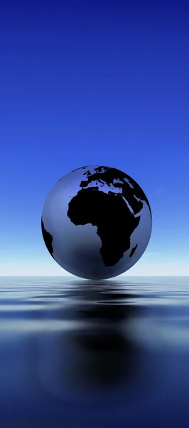 Reflexión de la Tierra sobre el agua — Foto de Stock