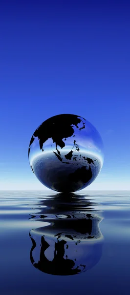 Aarde reflectie op water — Stockfoto