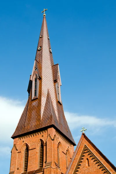 コピー スペースでアラバマ州ハンツビルの歴史的な教会の尖塔 — ストック写真