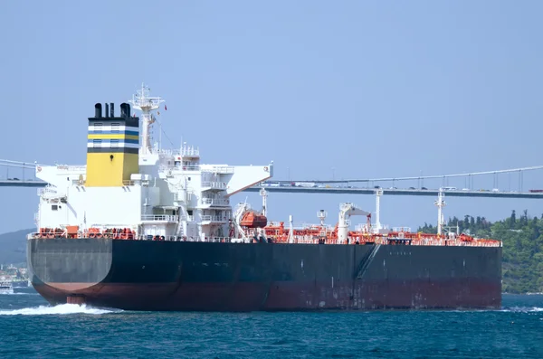 LNG-tankers in de Bosporus — Stockfoto