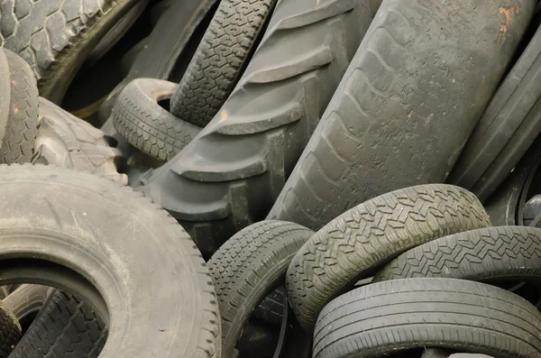 旧轮胎 — 图库照片