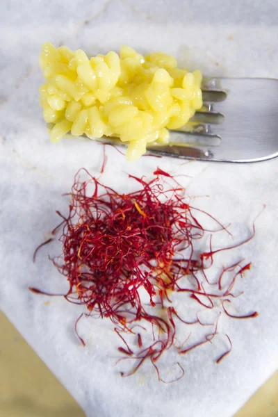 Food combinations, saffron rice. — Stock Photo, Image