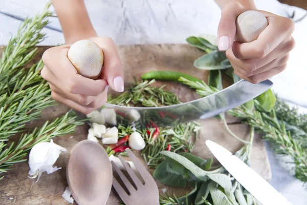 Crescent to chop herbs — Stock Photo, Image