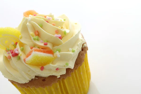 Limone cupcake isolato in fondo bianco — Foto Stock