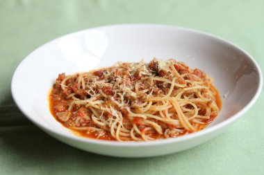 Spagetti sığır bolognese