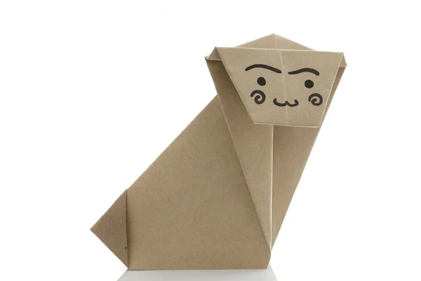Origami macaco em fundo branco — Fotografia de Stock