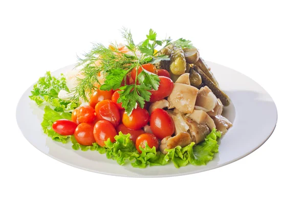 Légumes marinés dans une assiette — Photo