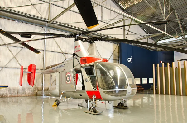 Helikopter na wystawie w Muzeum RAF tajski, bangko — Zdjęcie stockowe