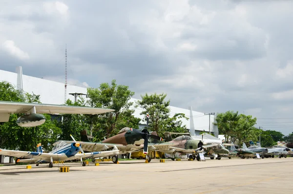 Aircraft on display at The Royal Thai Air Force Museum, Bangkok, — Stock Photo, Image