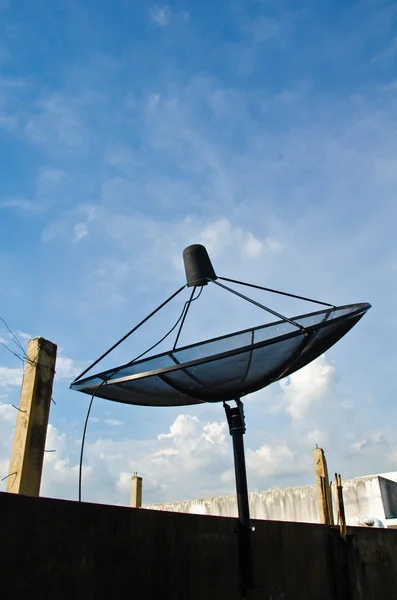 Супутникових антен — стокове фото