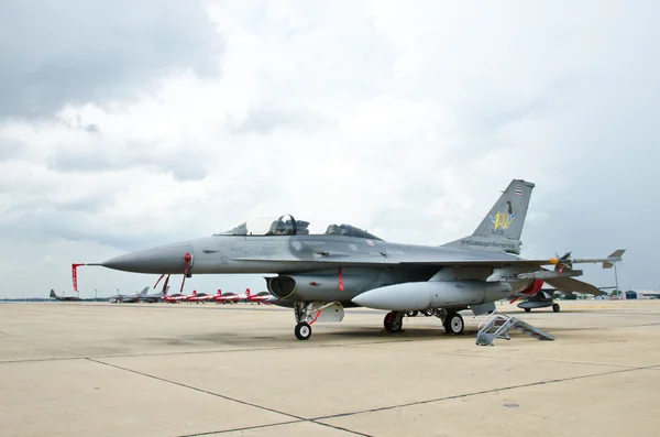 F-16 Aeronaves de combate — Fotografia de Stock